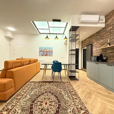 London - Basement * صوفيا