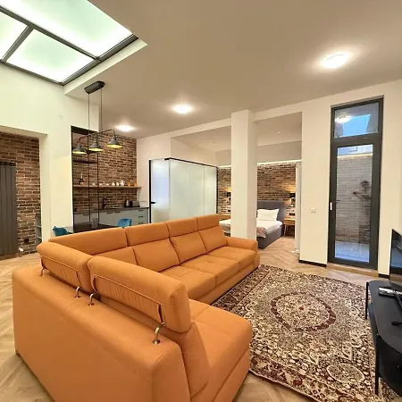 London - Basement